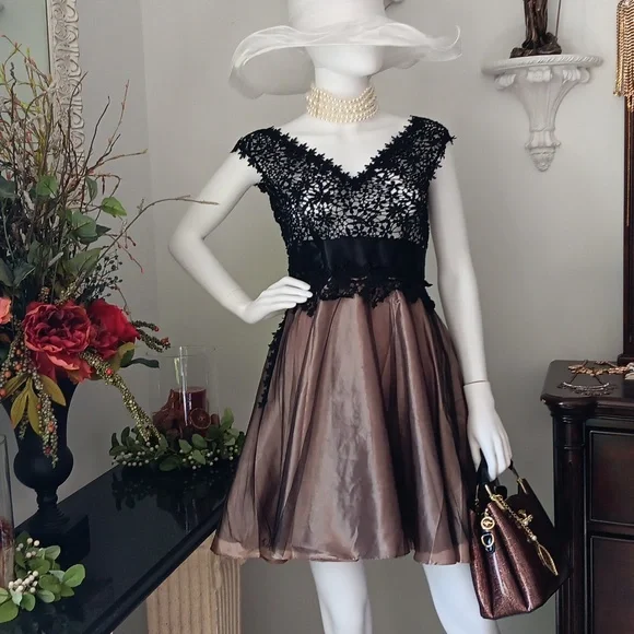 NWOT Party Cocktail Dress Size S/M - Picture 5 of 8